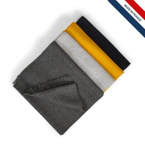 Écharpe frangée en polyester 27 x 180 cm