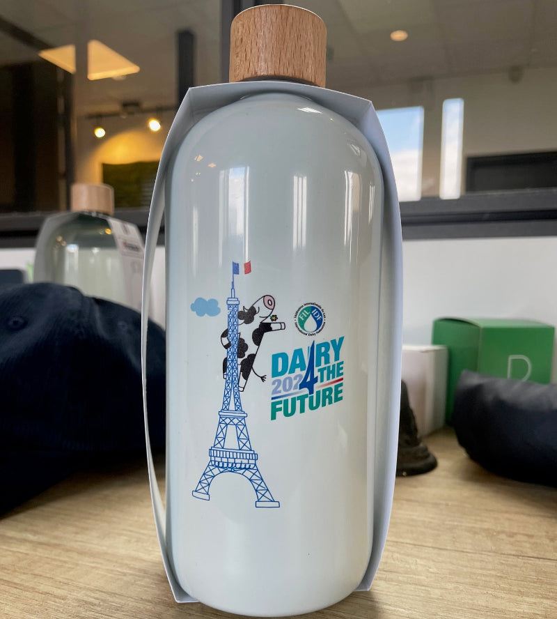 Gourde en plastique recyclé et bois Bubu blanc opaque personnalisable fabrication France