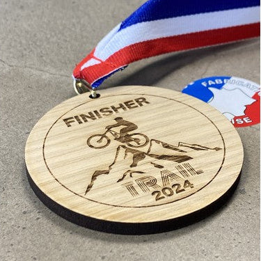 Médaille en bois ronde 8,5 cm personnalisable 🇫🇷