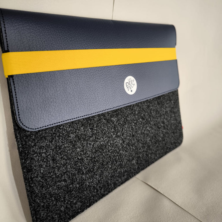 Pochette ordinateur en feutrine et/ou cuir recyclé♻️ personnalisable fabrication France 🇫🇷-Le Cadeau Français®