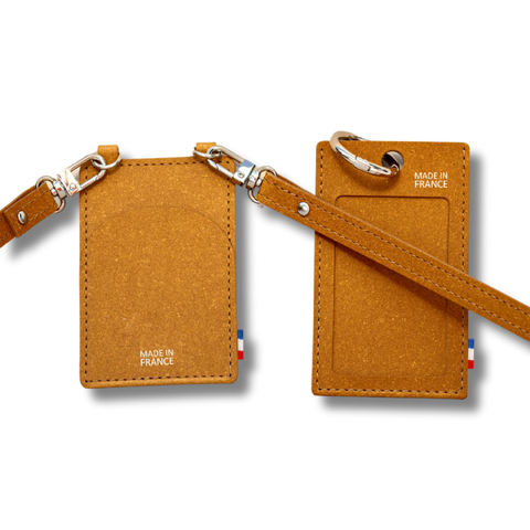 Porte-badge en cuir recyclé personnalisable avec anneau de fixation - Le Cadeau Français