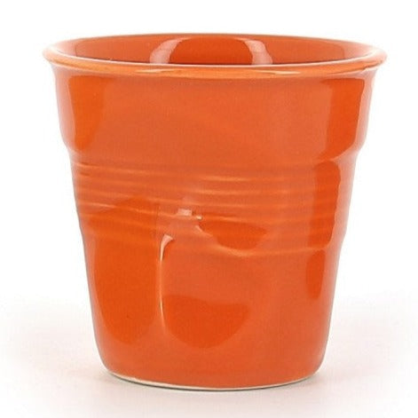 Tasse à café froissée en porcelaine personnalisée