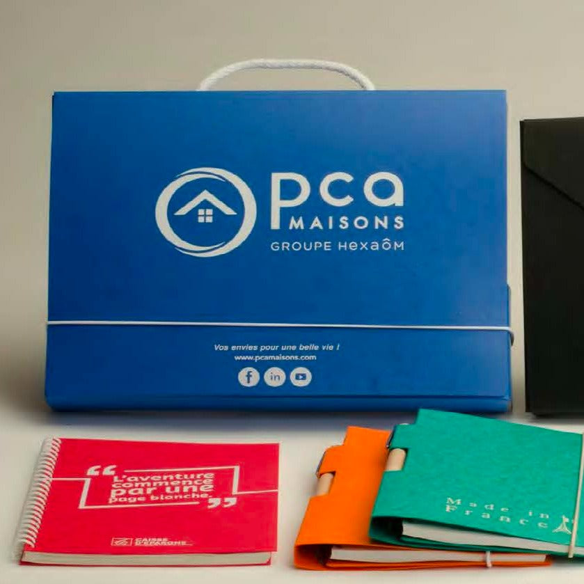 Valisette range-documents A4 en carton lustrée PEFC personnalisée