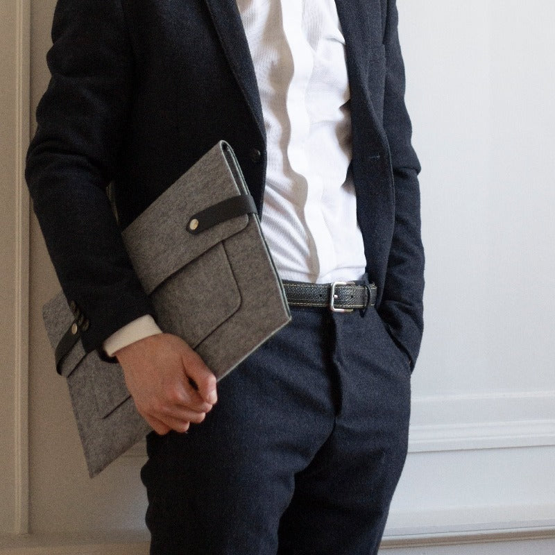 Pochette d'ordinateur en feutrine upcyclée♻️